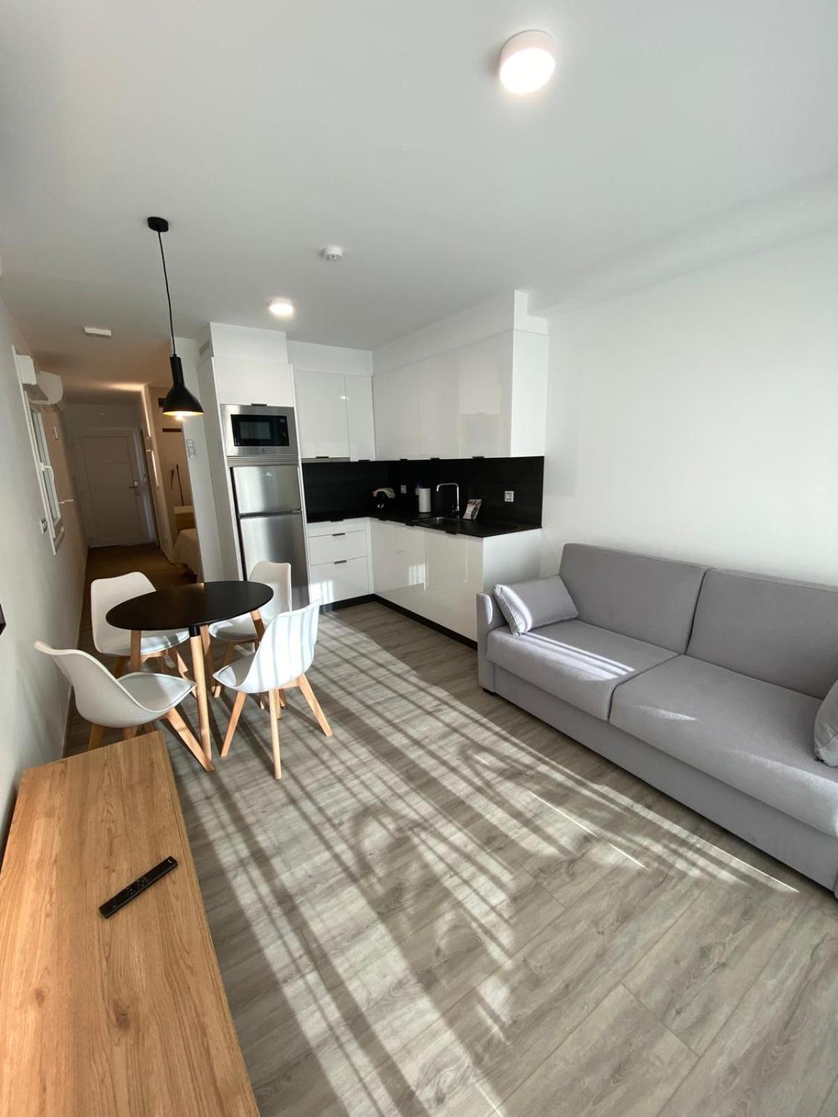 סנשנשו Apartamentos Riveiro מראה חיצוני תמונה