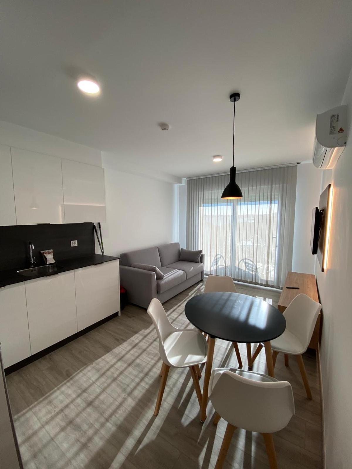סנשנשו Apartamentos Riveiro מראה חיצוני תמונה